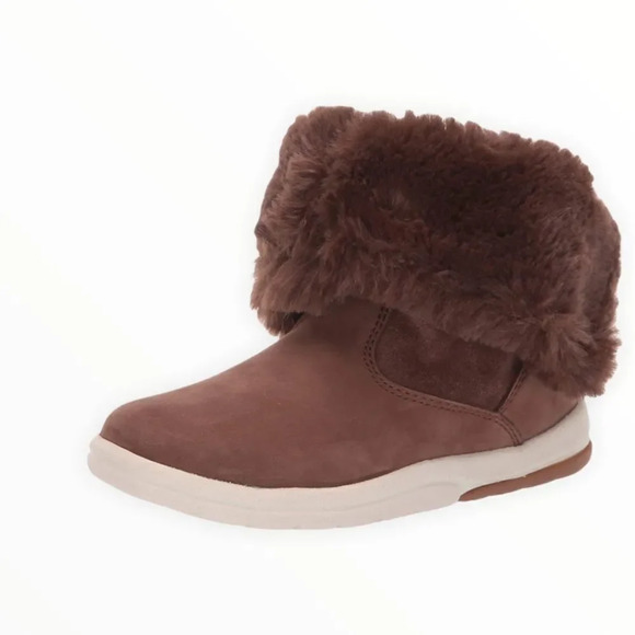 TIMBERLAND | Brown | Tracks Faux Shearling Bootie Fashion Boot - Picture 2 of 15